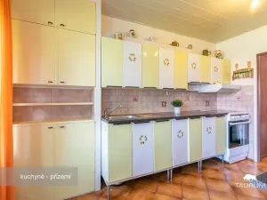 Prodej rodinného domu, Holubice, U Parku, 162 m2