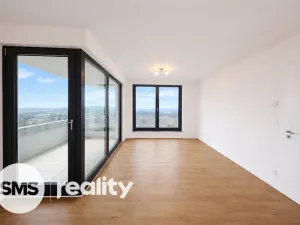 Pronájem bytu 2+kk, Brno - Černá Pole, třída Generála Píky, 30938 m2