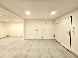 Pronájem kanceláře, Praha, U dělnického cvičiště, 46 m2