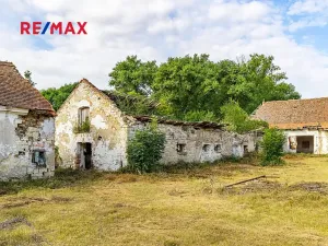 Prodej zemědělského objektu, Počedělice, 2500 m2