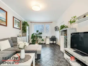 Prodej bytu 3+1, Hradec Králové - Nový Hradec Králové, Mandysova, 77 m2