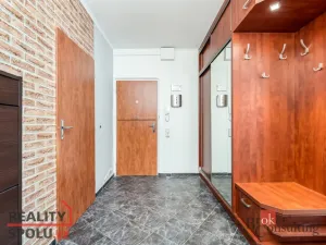 Prodej bytu 3+1, Hradec Králové - Nový Hradec Králové, Mandysova, 77 m2