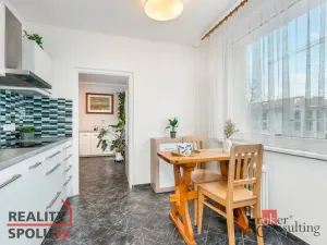 Prodej bytu 3+1, Hradec Králové - Nový Hradec Králové, Mandysova, 77 m2