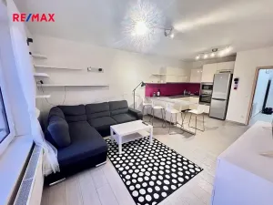 Pronájem bytu 2+kk, Pardubice, Jana Hrubého, 62 m2