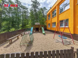 Prodej rodinného domu, Doksy, Pod Borným, 1700 m2