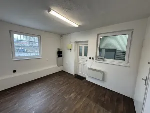 Pronájem skladu, Chýně, Družstevní, 600 m2