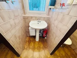 Pronájem obchodního prostoru, Benešov, Masarykovo náměstí, 60 m2