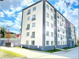Prodej garážového stání, Milovice, Višňová, 13 m2