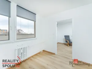 Pronájem bytu 3+kk, Praha - Libeň, Sokolovská, 44 m2
