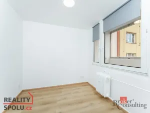 Pronájem bytu 3+kk, Praha - Libeň, Sokolovská, 44 m2