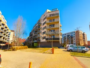 Prodej garáže, Praha, Makedonská, 15 m2