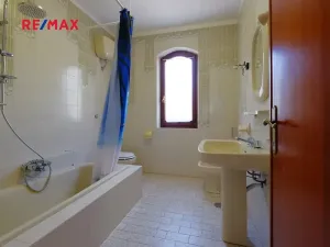 Prodej rodinného domu, Sant'Anna Arresi, Itálie, 400 m2