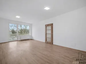 Pronájem bytu 2+kk, Pardubice, Nová Tesla, 62 m2