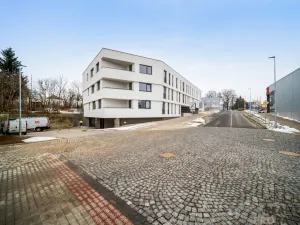 Pronájem bytu 2+kk, Pardubice, Nová Tesla, 62 m2