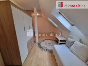 Pronájem bytu 3+1, Lošany, 80 m2