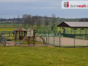 Pronájem bytu 3+1, Lošany, 80 m2