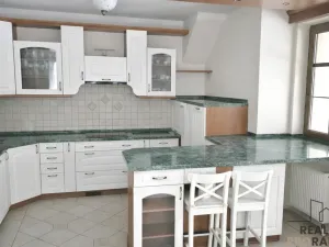 Prodej rodinného domu, Jesenice, Vestecká, 369 m2