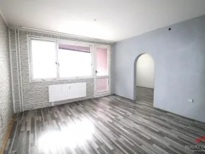 Pronájem bytu 3+1, Děčín - Děčín XXXII-Boletice nad Labem, Čsl. partyzánů, 75 m2