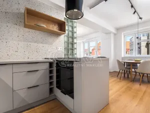 Prodej bytu 2+kk, Praha - Libeň, Pivovarnická, 48 m2