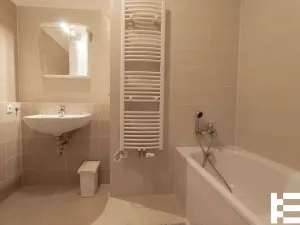 Pronájem bytu 2+kk, Praha - Modřany, Československého exilu, 48 m2