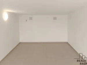 Prodej garáže, Brno - Slatina, 18 m2