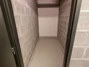 Pronájem skladu, Praha - Smíchov, Holečkova, 4 m2