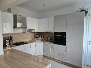 Prodej bytu 3+1, Ostrava, Gončarovova, 87 m2