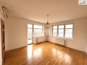 Pronájem bytu 1+kk, Praha - Vysočany, Kolbenova, 100 m2