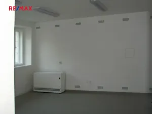 Pronájem obchodního prostoru, Polička, Tylova, 90 m2
