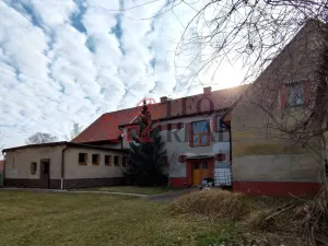 Prodej vícegeneračního domu, Český Brod - Štolmíř, Českobrodská, 600 m2