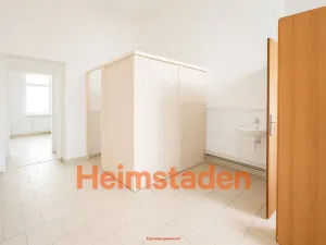 Pronájem obchodního prostoru, Karviná - Nové Město, nám. Budovatelů, 53 m2