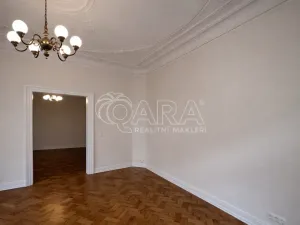 Pronájem bytu 4+1, Praha, Pařížská, 151 m2