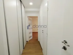 Pronájem bytu 2+kk, Praha, Vrbenského, 40 m2