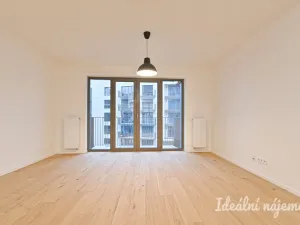 Pronájem bytu 1+kk, Brno, Bratislavská, 40 m2