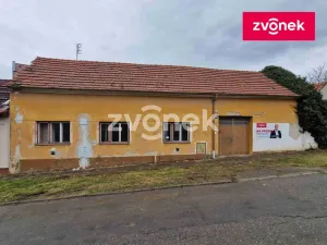 Prodej rodinného domu, Hluk, Hluboká, 296 m2