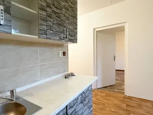 Pronájem bytu 1+1, Jirkov, Studentská, 35 m2