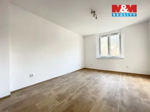 Pronájem bytu 1+1, Klášterec nad Ohří, Chomutovská, 33 m2