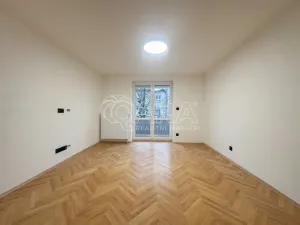 Pronájem bytu 2+1, České Budějovice - České Budějovice 3, Nerudova, 48 m2