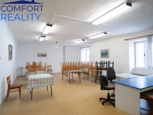 Prodej komerční nemovitosti, Suchdol nad Odrou, Komenského, 1900 m2