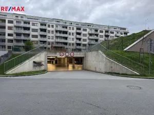 Pronájem garážového stání, Olomouc, Camilla Sitteho, 12 m2