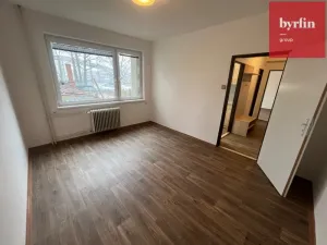 Pronájem bytu 2+1, Krnov - Pod Bezručovým vrchem, 45 m2