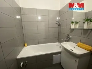 Pronájem bytu 1+1, Ostrava - Poruba, náměstí Antonie Bejdové, 35 m2