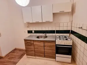 Prodej bytu 2+1, Jihlava, Husova, 47 m2