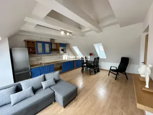 Prodej bytu 2+kk, Beroun, Náměstí Joachima Barranda, 57 m2