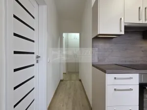 Pronájem bytu 2+1, Chomutov, Sluneční, 51 m2