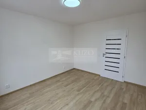 Pronájem bytu 2+1, Chomutov, Sluneční, 51 m2