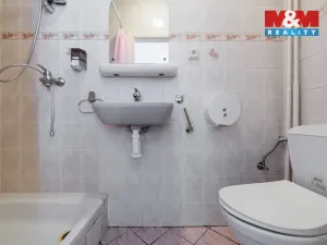 Prodej rodinného domu, Bečov nad Teplou, Nádražní, 298 m2