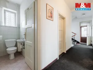 Prodej ubytování, Bečov nad Teplou, Nádražní, 298 m2