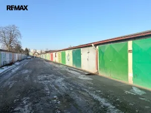 Pronájem garáže, Hradec Králové, Bratří Štefanů, 17 m2