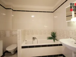 Prodej bytu 2+1, Liberec - Liberec XXXIII-Machnín, Rynoltická, 87 m2